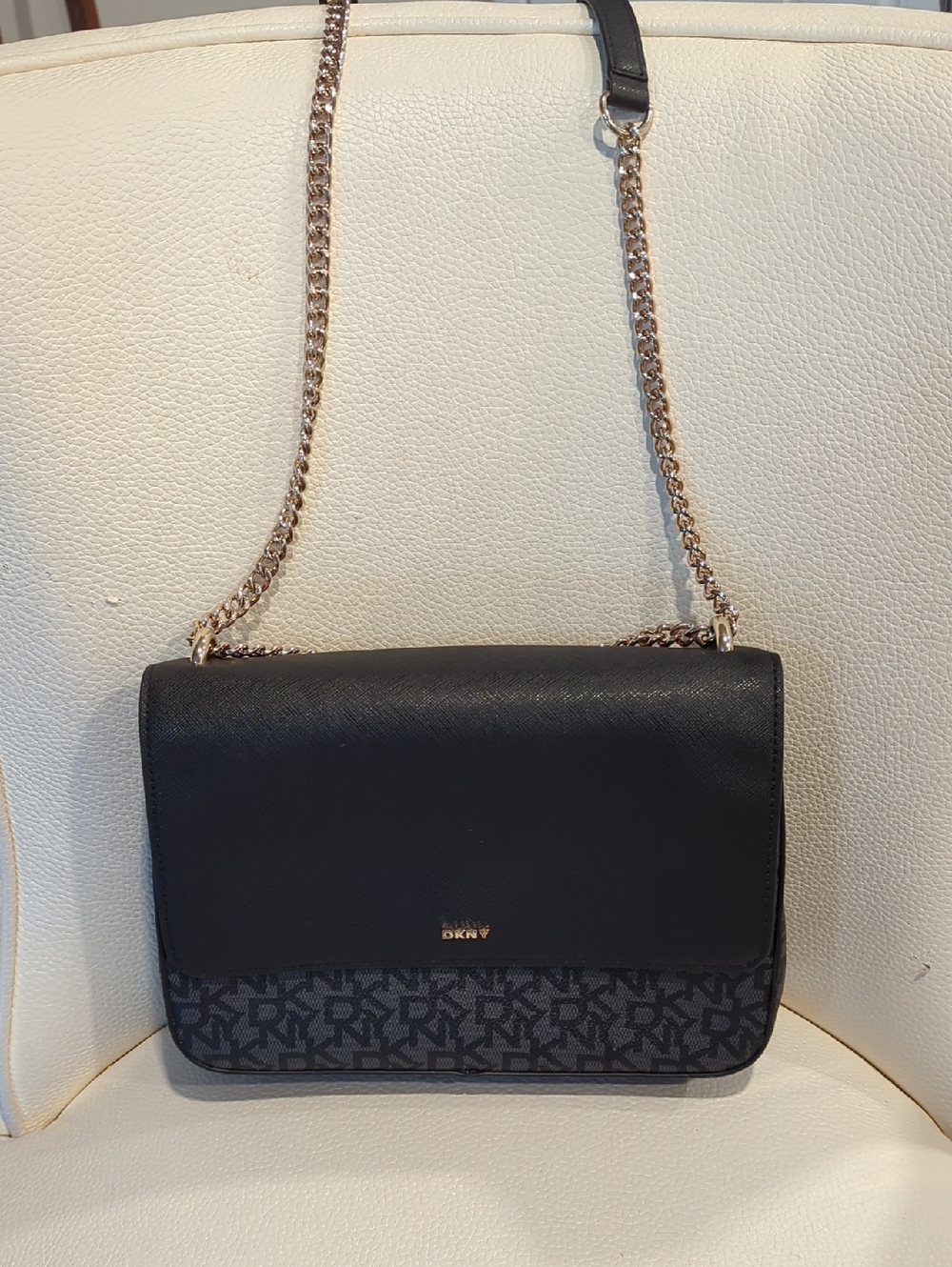DKNY Black Logo-Trim Chain Strap Crossbody